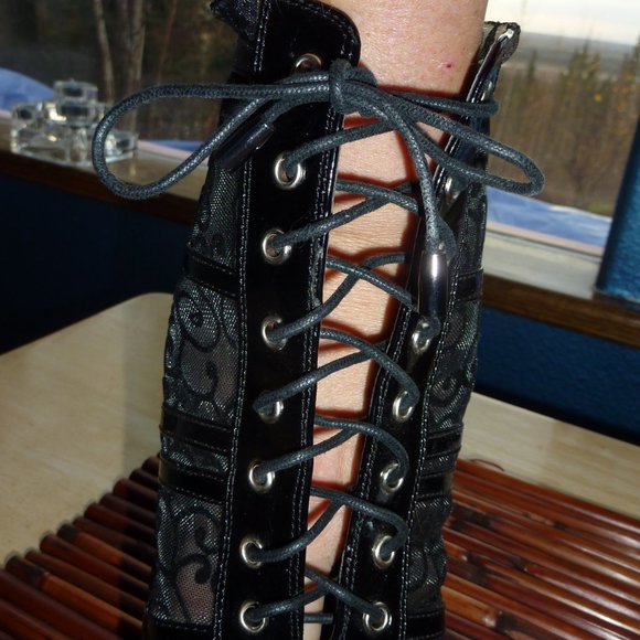QUIRKY WICCA BLACK LACE GOTH VAMPIRE VICTORIAN HIGH HEEL PLATFORM BOOTIES 8.5 - Picture 5 of 8